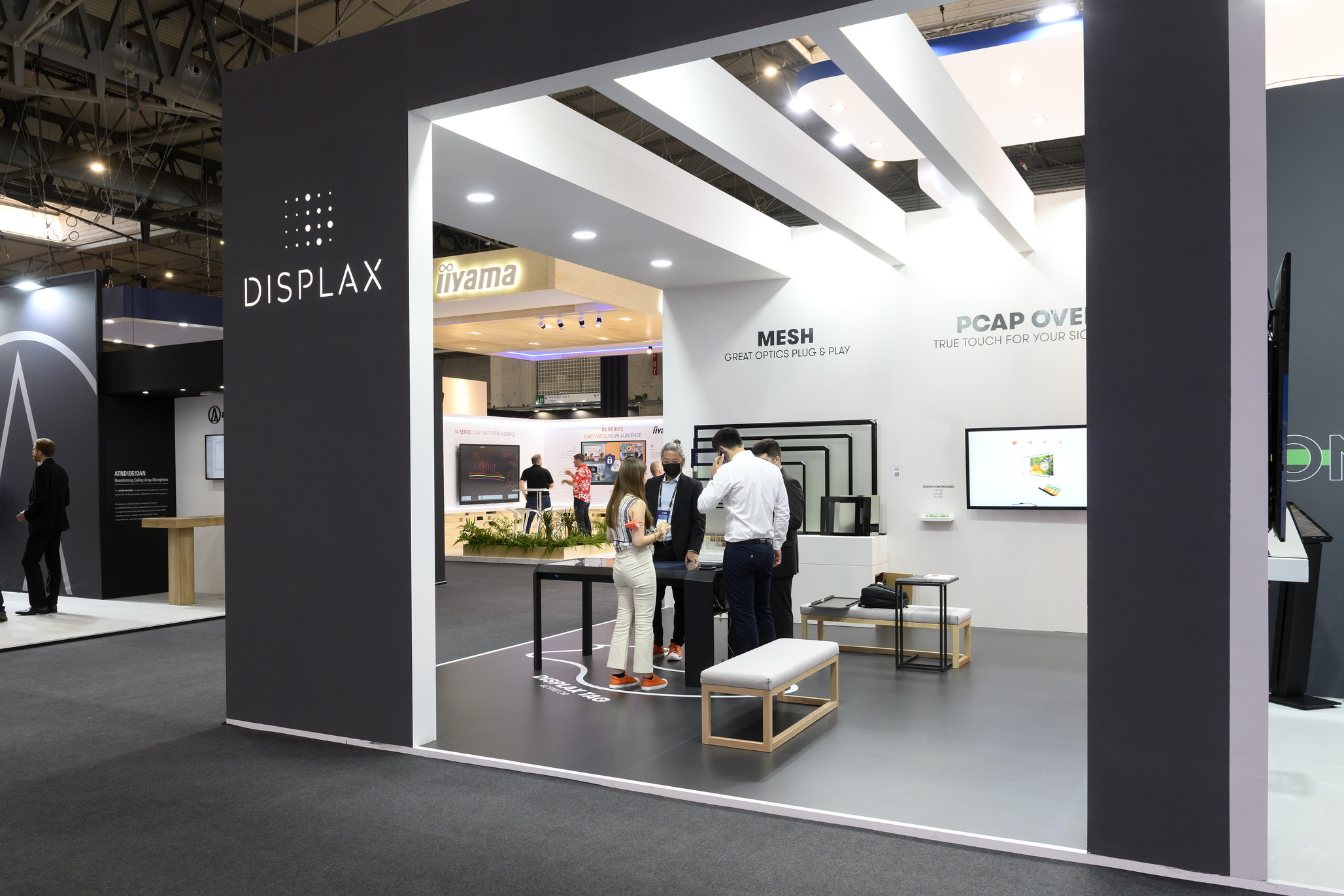 ISE 2022 DISPLAX 2