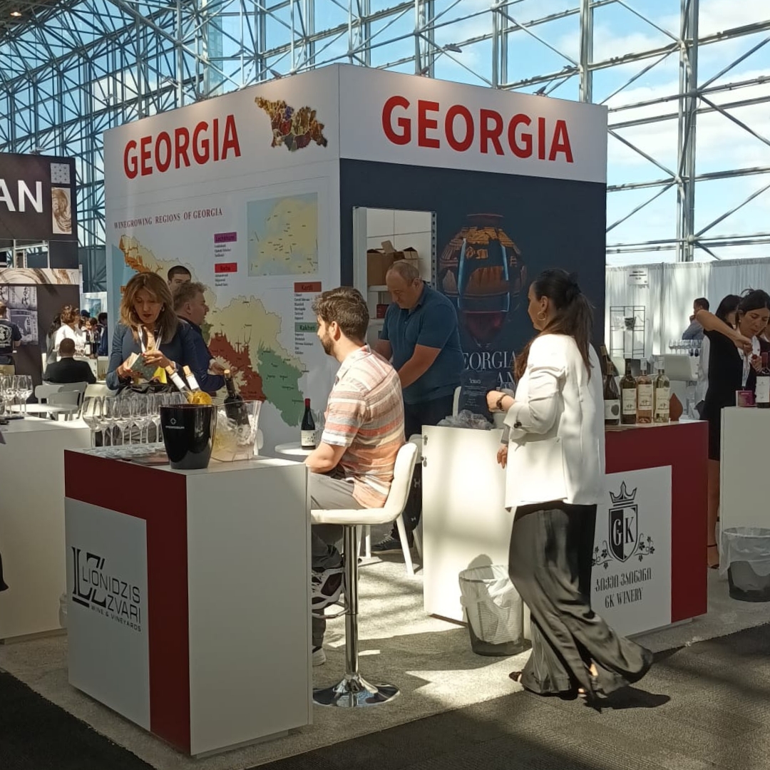 STAND2 (1)